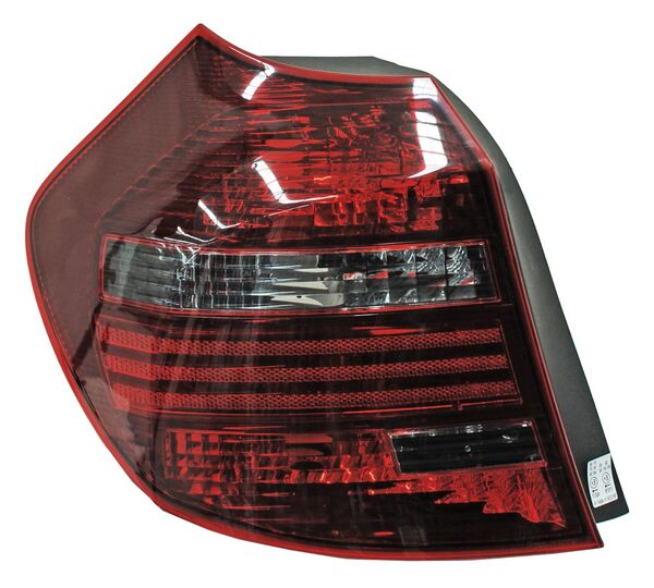 CALAVERA BMW SERIE 1 08-11 OSCURA S/ARNES TYC ***** IZQ