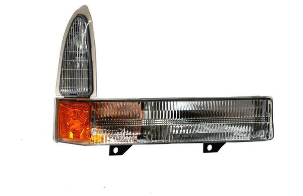 CUARTO FRONTAL Y PUNTA FORD SUPER DUTY 02-04/ EXCURSION 00-04 BICOLOR TYC DER